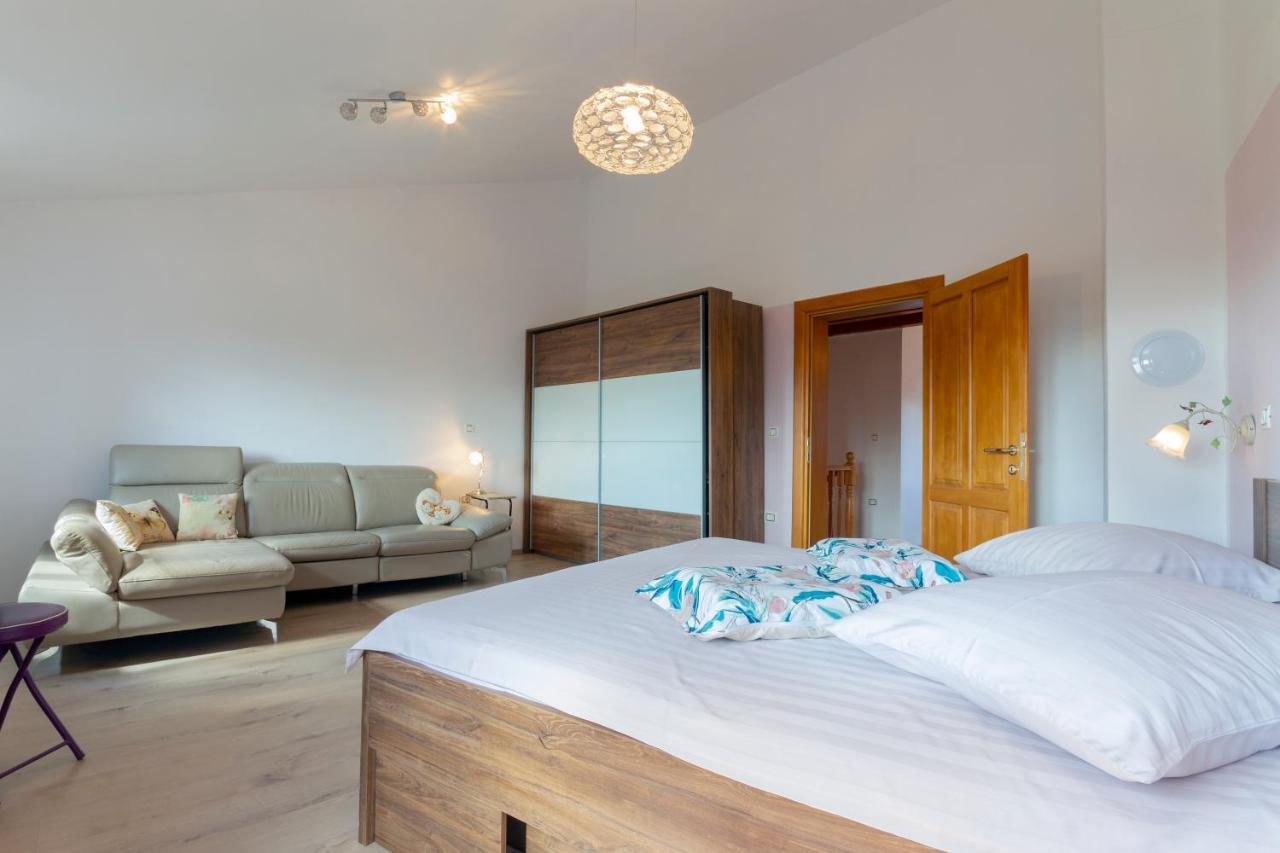 Magic Holiday Apartment Bale Exterior foto